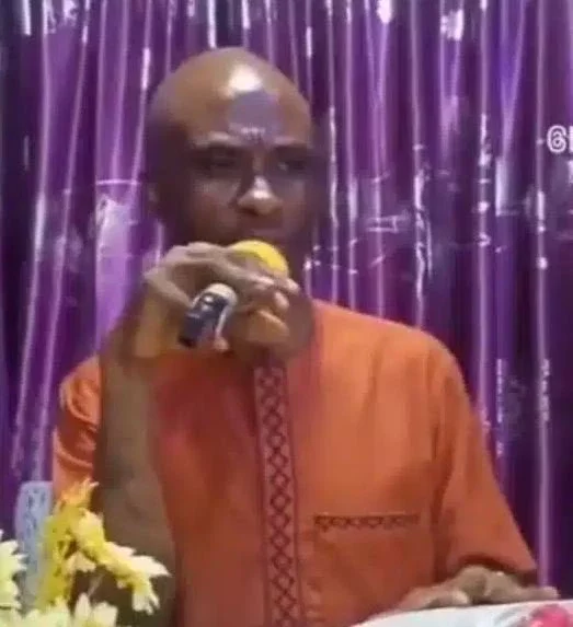 You Are a Thief and Have Robbed God If You Don't Pay Your Tithe - Pastor Preaches (Video)