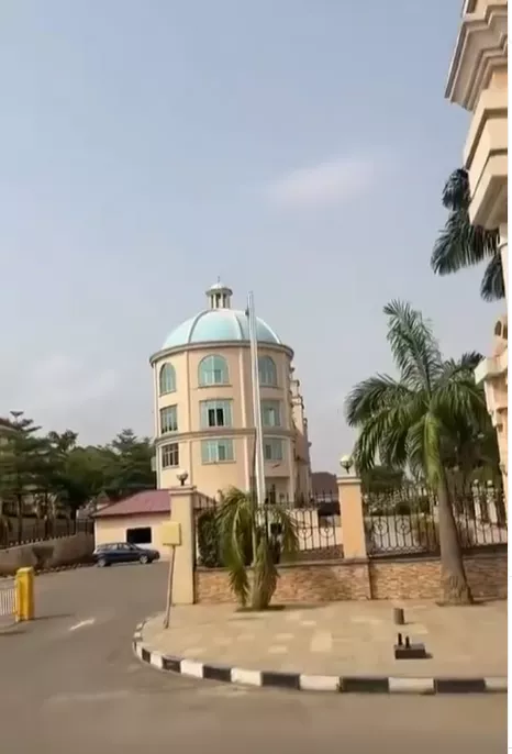 Nigerians confirm claim of a Chinese supermarket in Abuja which does not allow Nigerians in (Video)