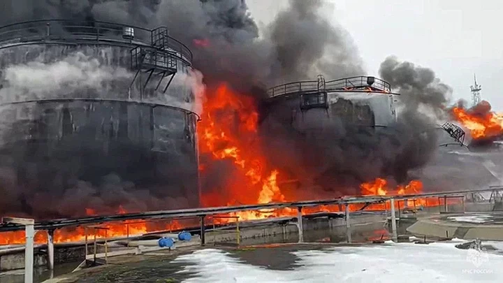 Ukraine strikes Russian oil refinery