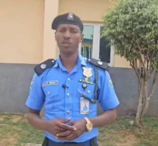 Woman Arrested For Stealing Two-Month Old Boy in Delta (Video) Woman Arrested For Stealing Two-Month Old Boy in Delta (Video)