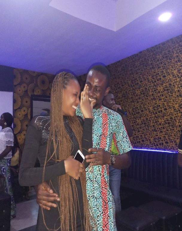 'It's against our culture' - Lady diverges from wide practice as she kneels to accept boyfriend's marriage proposal [Photos]