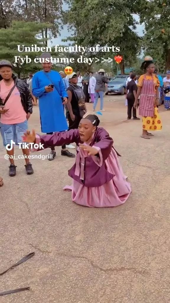 Outfit of UNIBEN students on Faculty of Arts Costume Day causes buzz online, netizens react (Video)