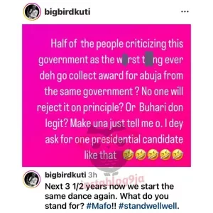 'What do you stand for?,' Singer Seun Kuti questions Buhari's critics who recently collected awards from him.