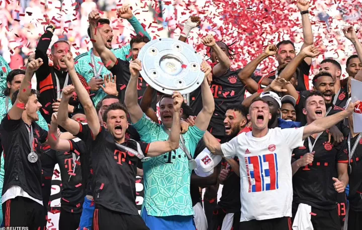 Bayern Munich wins 11th straight Bundesliga title after Borussia Dortmund draws on dramatic final day