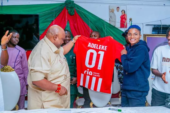 The Atletico Madrid jersey Ajibade gave the governor had the name Adeleke and the number 01. (Instagram/Rasheedat Ajibade)