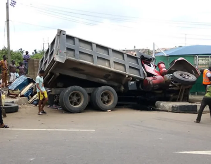 Speeding truck crushes woman to death in Lagos-Ogun border crash