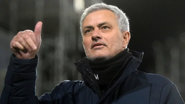 Roma defender takes swipe at Mourinho after sacking