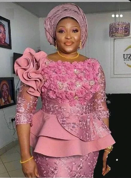 Aso-ebi Lace Styles You Can Rock to Your Next Owambe.