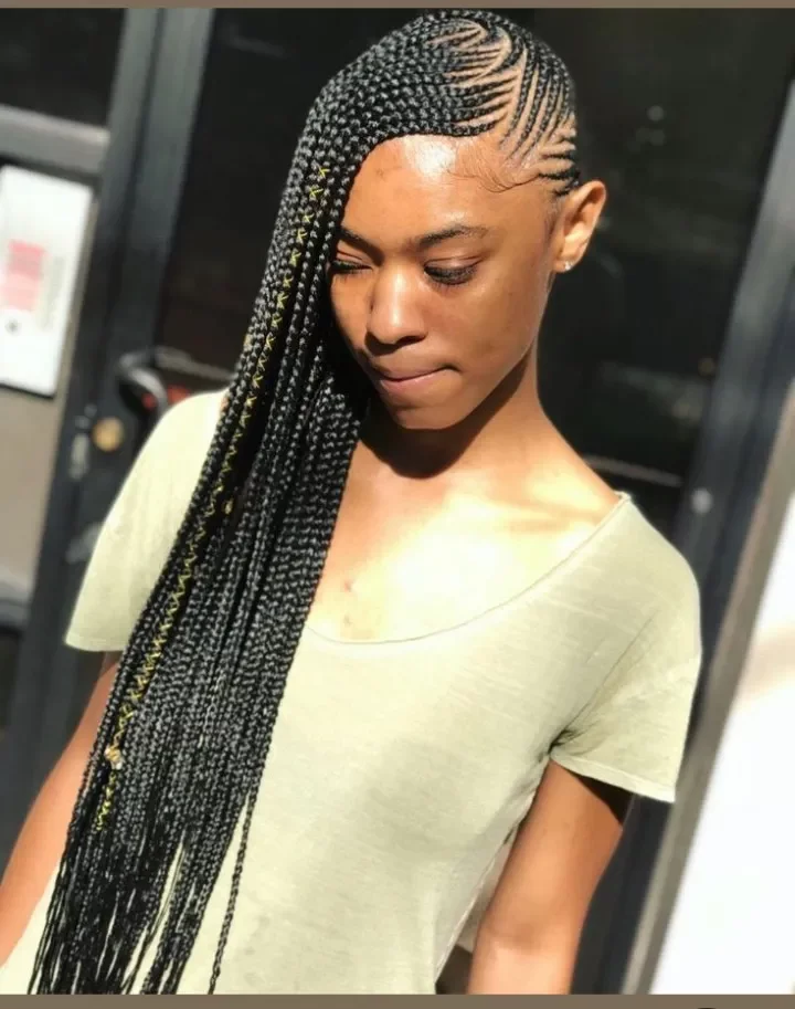 Very beautiful African braids hairstyles to try out.