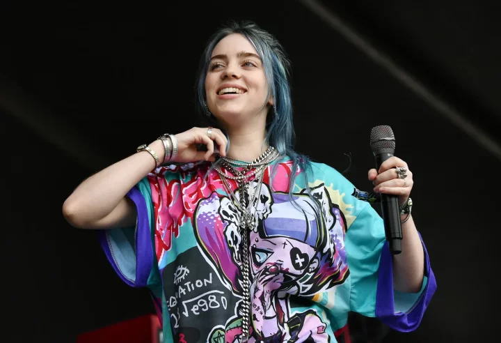 Why I have 1,993 unread texts on my phone - American singer Billie Eilish