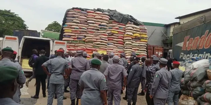 Customs returns trucks of seized food items to owners