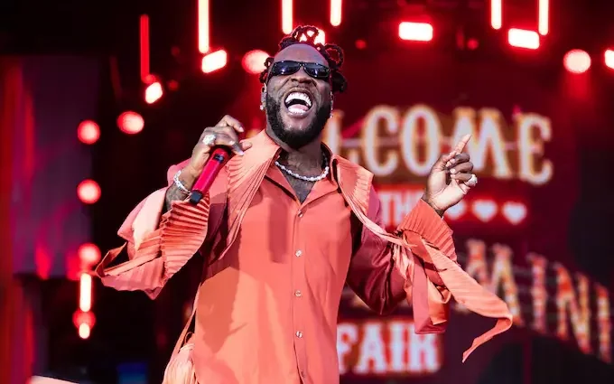 Video: Burna Boy sells out 80,000-capacity London Stadium for second time