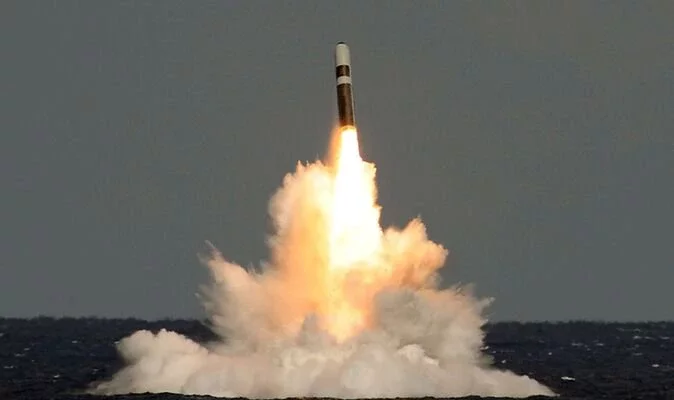 UK 'doesn't need US permission' to fire nukes as tensions with Russia explode