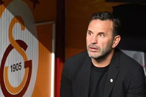 Galatasaray manager Okan Buruk -- Imago