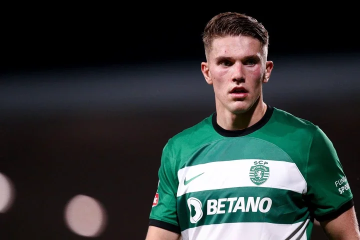 Viktor Gyokeres of Sporting CP looks on during the Liga Portugal Bwin match between Gil Vicente and Sporting CP at Estadio Cidade de Barcelos on Ap...