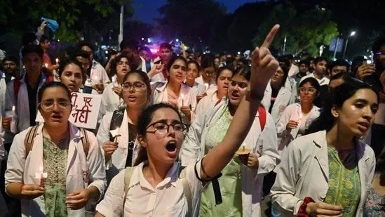 Indian doctors refuse to end protests and go back to work after a female doctor was r@ped and murd3red in the hospital