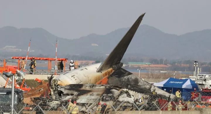 People in the rear sections of the crashed Azerbaijan Airlines and Jeju Air planes survived the disasters.Chung Sung-Jun/Getty Images