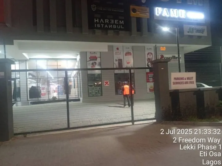 Lagos state government seals purple mall, Lekki after 28 year old man d!ed in the parking lot
