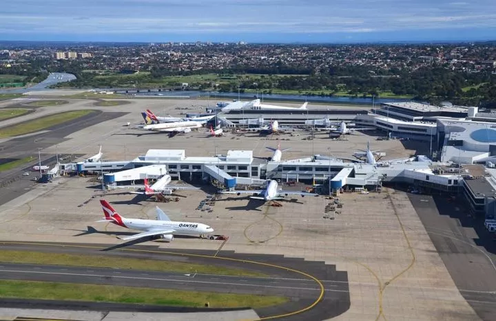 Here are the 10 oldest airports in the world