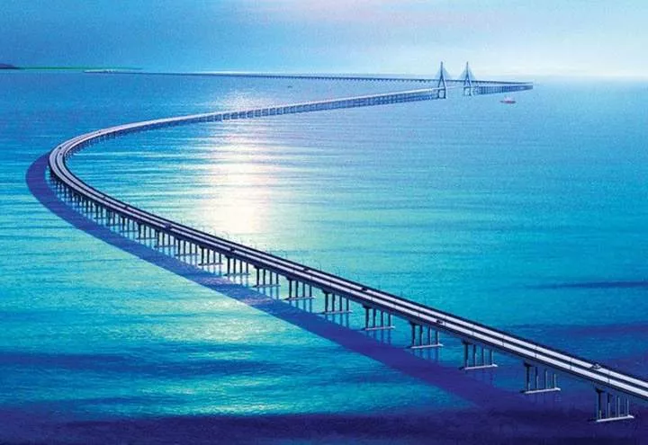 Do you know the longest bridge in the world? It's not Third Mainland Bridge