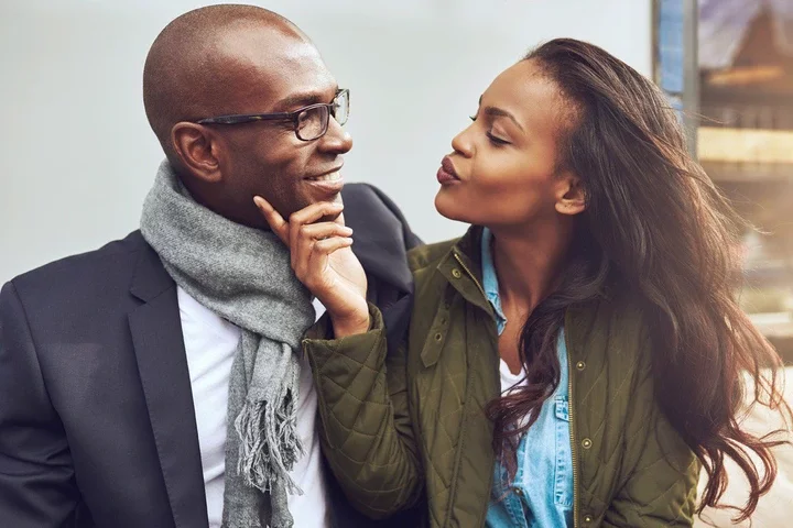 Ladies, Here Are 7 Signs of a Mature Man