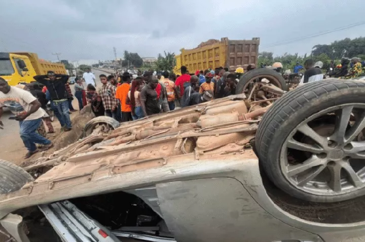 OAU final-year student loses life while heading to submit her project