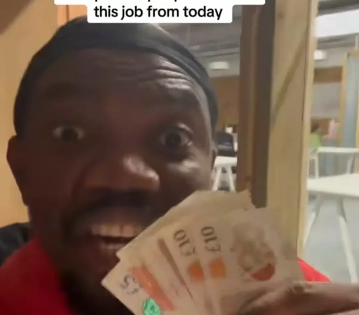 '₦250k a day, ₦ 7.5m a month' - Man causes stir, shows off £200 earned from cleaning buttocks of a caucasian man