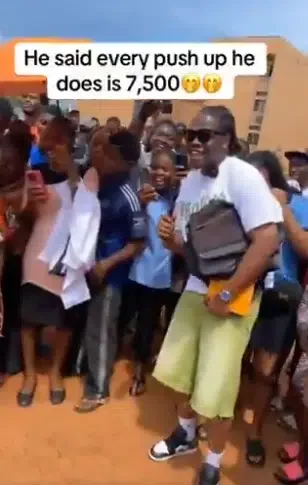 Asherkine gifts student N375K after he did 50 pushups