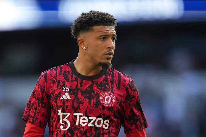 Report: Man Utd prepared to sell key attacker as Dortmund circle again