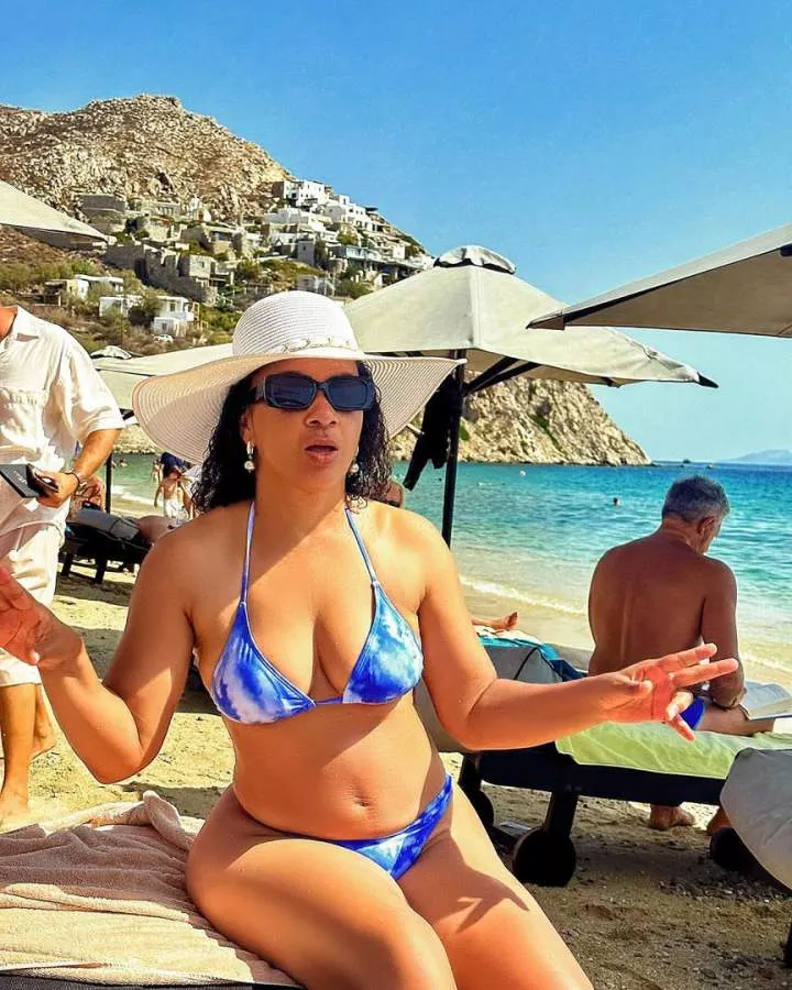 Veteran actress, Ibinabo Fiberesima, flaunts her hot bod in sexy bikini photos