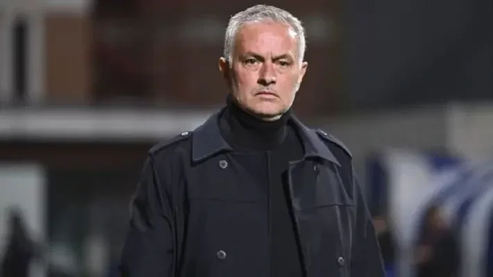 Mourinho to undergo surgery