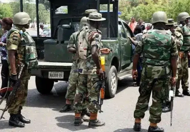 Breaking: Soldiers 'Take Over' Major Abuja Road 72 Hours To Hunger Protest