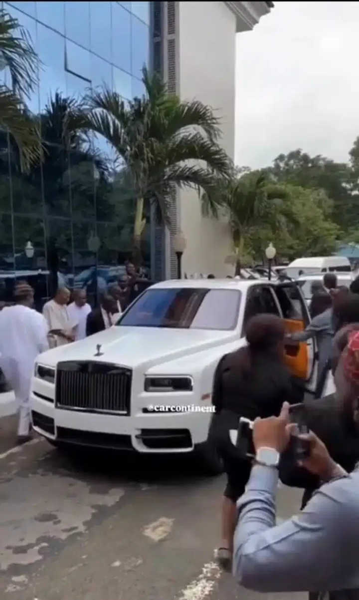 David Oyedepo allegedly receives Rolls-Royce Cullinan as a birthday gift