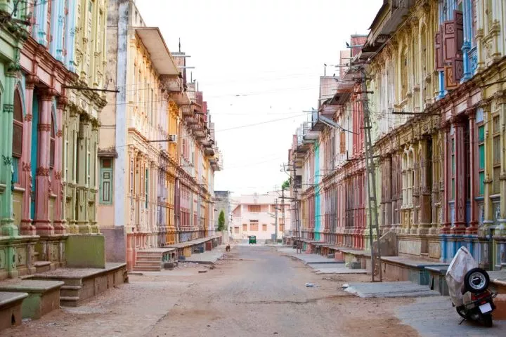 Many of the houses now lie abandoned, locked up or awaiting restoration (or demolition).