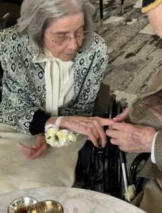 100-year-old and 102-year-old get married, break Guinness World Record