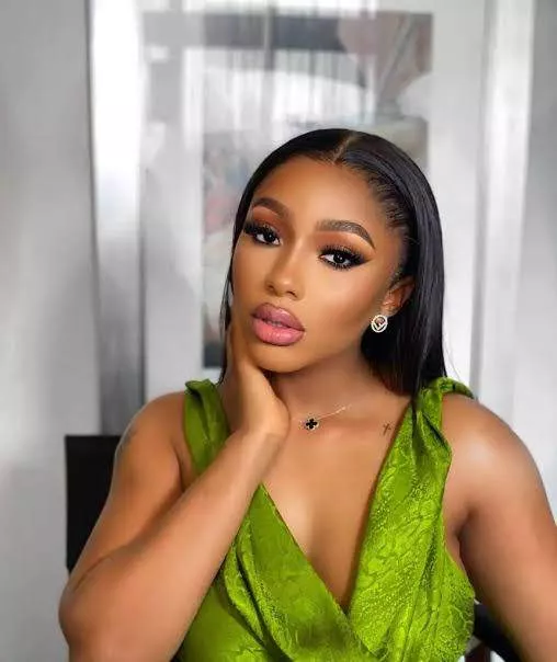 'All the guys wey break my heart, na this shorts them wear' - Mercy Eke recalls heartbreaks, pulls off Pere's shorts [Video]