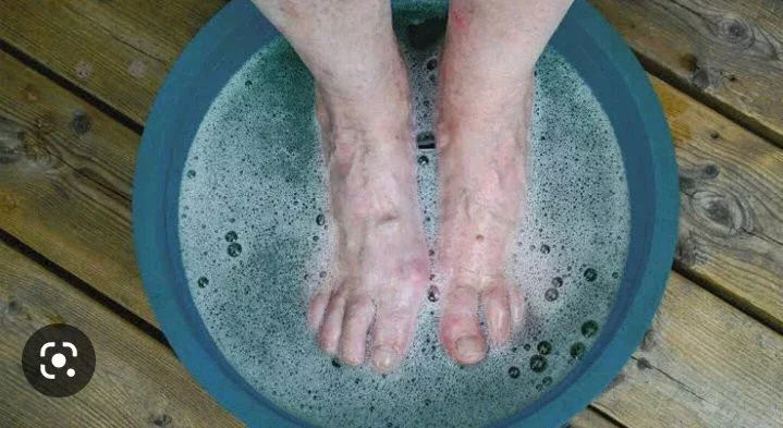 Health problems you can treat by soaking your feet in warm water