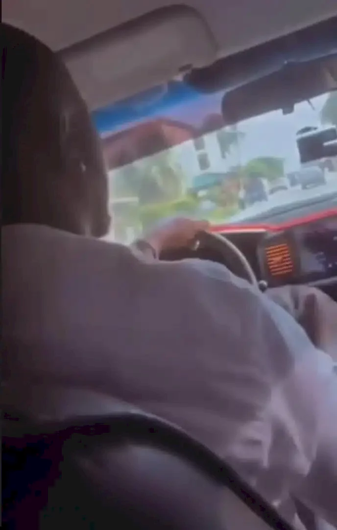 'I cannot buy a car for N3M and you sit there insulting me' - Cab driver lashes at female passenger (Video)