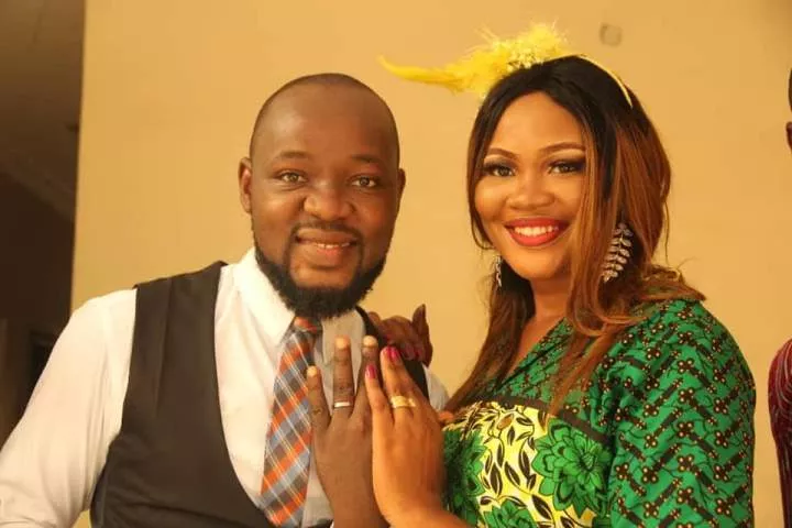 'If this is all you can do, please do it with your full chest' - Nigerian lady advises couples as she shares photos from her court wedding that costs N30k