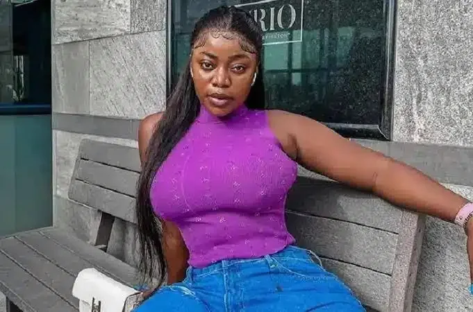 'Someone should check on her' - Ashmusy stirs worry as she deletes all her Instagram posts, leaves cryptic message