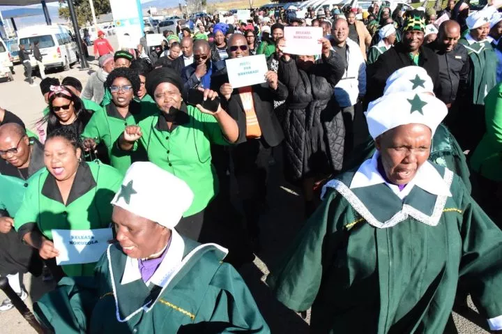 Charges withdrawn against South African woman who allegedly k!lled her disabled daughter?s rapist