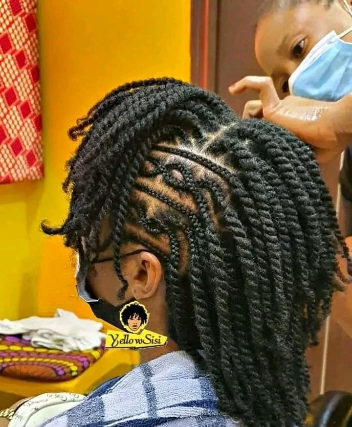 Creative Ways You Can Rock Kinky Hairstyles to Look Attractive.