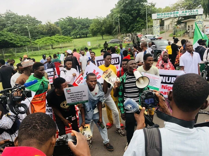 Nationwide Protests: Watch Live as Nigerians Take to the Streets