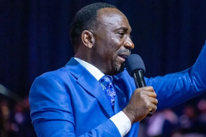 Pastor Paul Enenche rejects N30m donation from Kebbi Governor Pastor Paul Enenche rejects N30m donation from Kebbi Governor