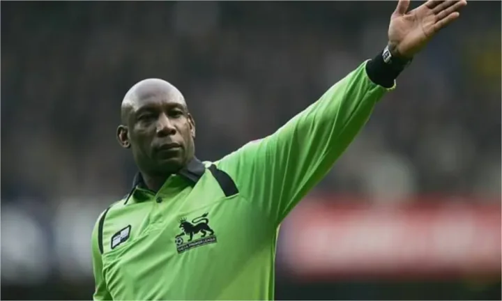 EPL's first black referee Uriah Rennie dies at 65 EPL's first black referee Uriah Rennie dies at 65