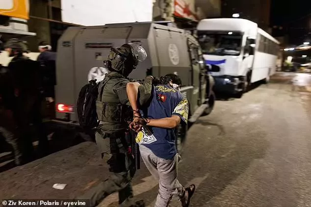 Israel arrests dozens of Hamas terrorists during dramatic raid on West�Bank�village (photos)