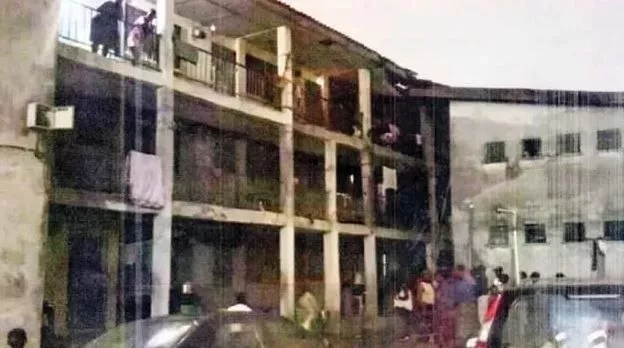 Lagos Orders Demolition of Police Barracks