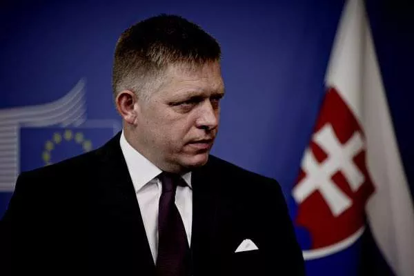 Slovakian Prime Minister in life threatening condition after being shot by a 71-year-old assassin (photos/videos)