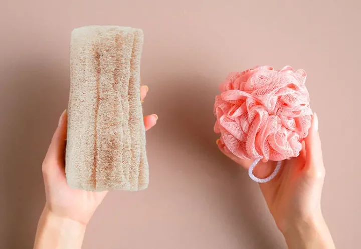 Bathing with sponge frequently not necessary - Dermatologist