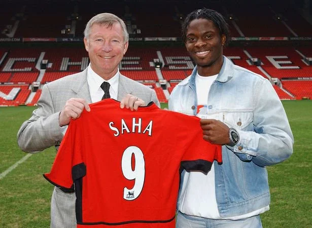 Louis Saha and Sir Alex Ferguson of Manchester United.